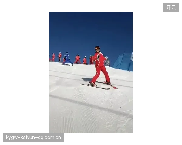 自由式滑雪教学引入动感音乐课程激发学员兴趣